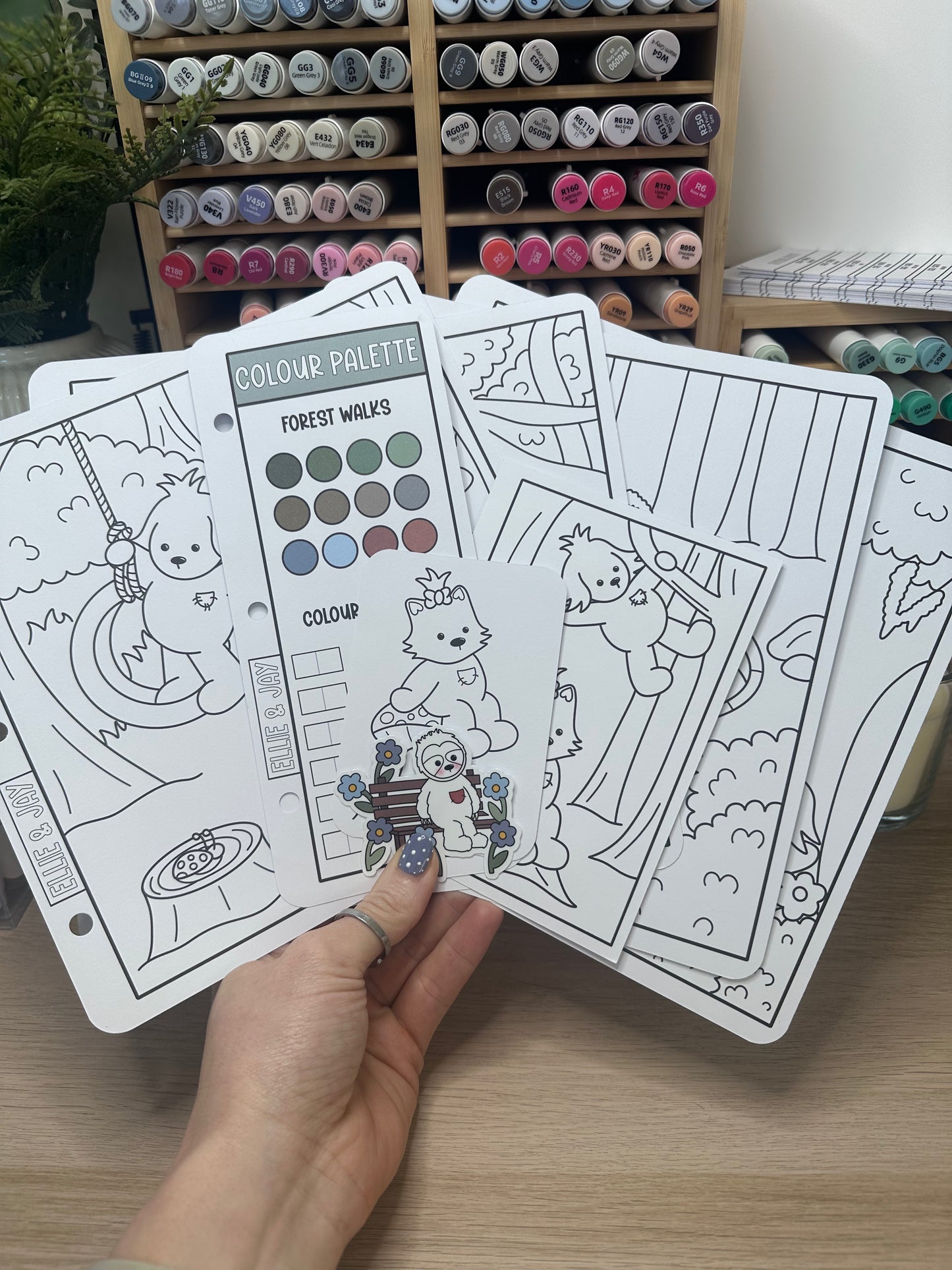 Ellie & Jay Monthly - Colouring Mail Club - March Catch-Ups